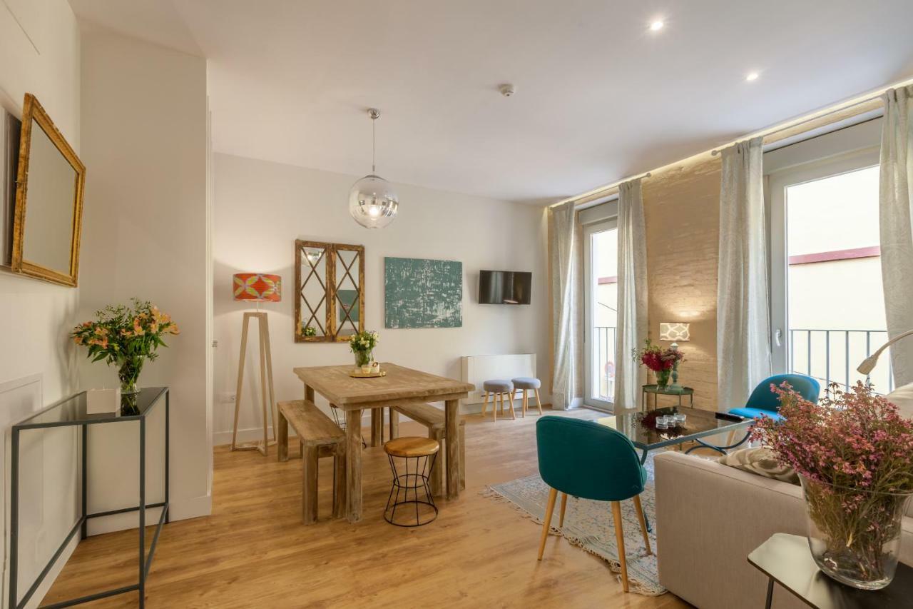 Apartamentos Rg Suites Jardines De Murillo Sevilla Eksteriør billede