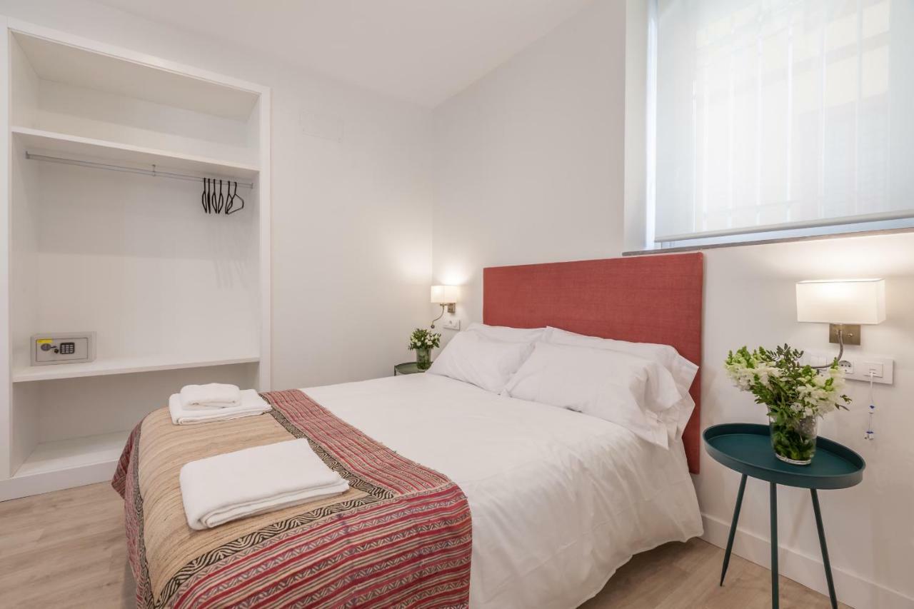 Apartamentos Rg Suites Jardines De Murillo Sevilla Eksteriør billede