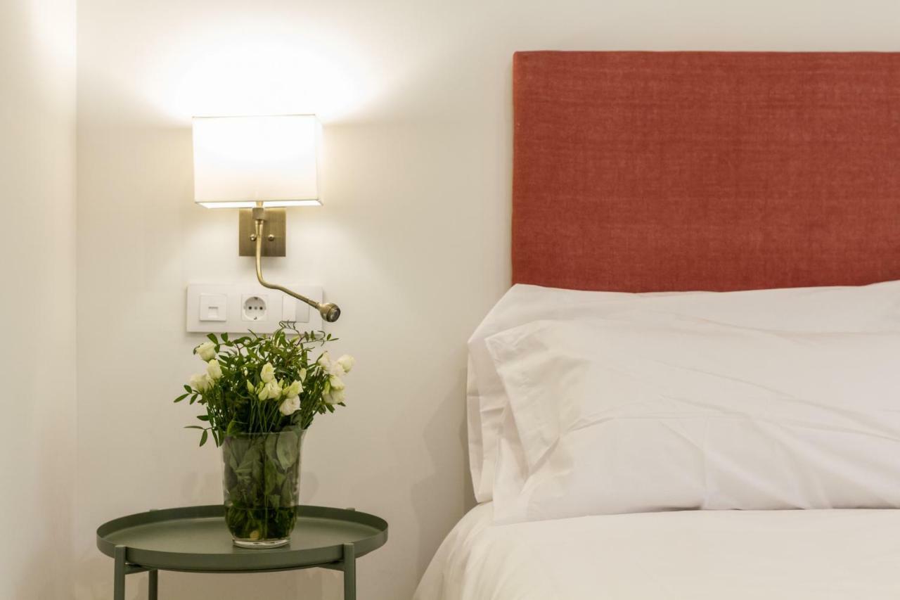 Apartamentos Rg Suites Jardines De Murillo Sevilla Eksteriør billede